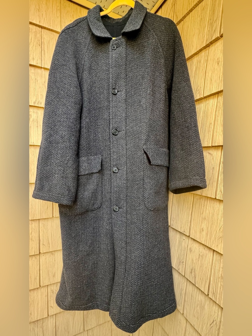 Luxurious REVERSIBLE Men’s Long Wool Coat, E.R. Fisher, Ottawa. Size 42R